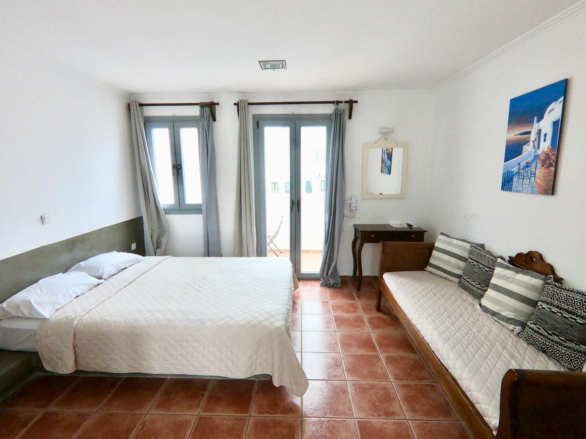 Anny Studios & Rooms Perissa Beach Exterior photo