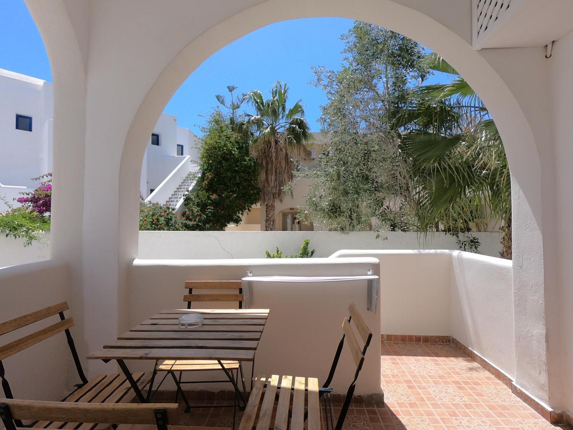 Anny Studios & Rooms Perissa Beach Exterior photo