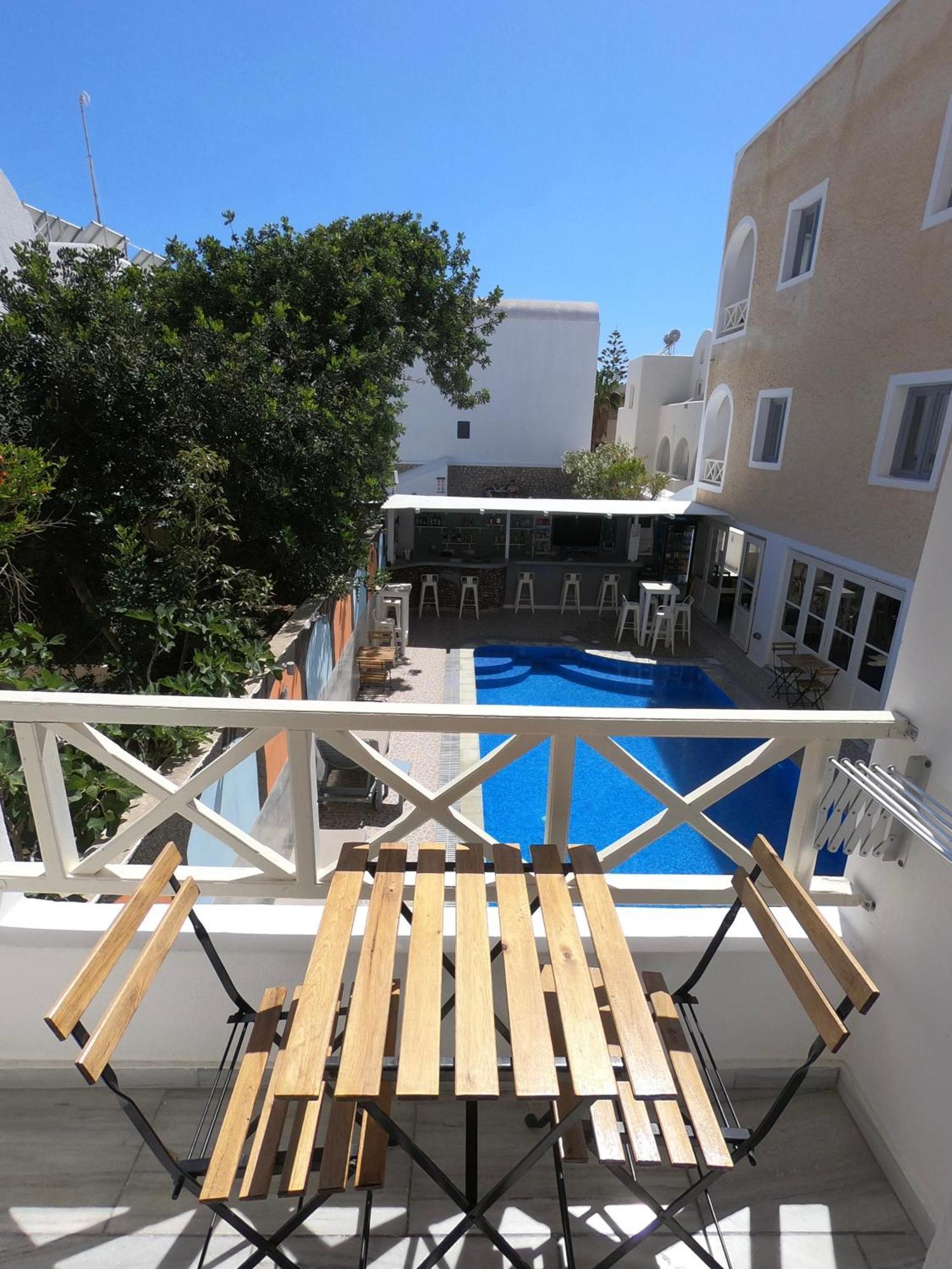 Anny Studios & Rooms Perissa Beach Exterior photo